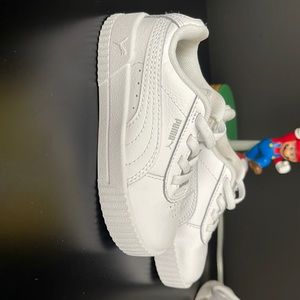 PUMA Carina 2.0 Athletic Shoe - Baby / Toddler - White